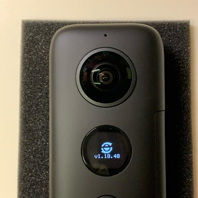 超美品 Insta360one x 並行物 オマケ新品互換バッテリー2個充電器付カメラ