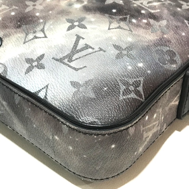 ルイヴィトン LOUIS VUITTON アルファ メッセンジャー M44165 モノグラム ギャラクシー ショルダーバッグ モノグラムギャラクシーキャンバス ブラック 新品