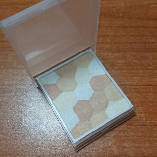 ムジルシリョウヒン(MUJI (無印良品))のMUJI プレストパウダー5C ハニーベージュ 8.9g(フェイスパウダー)