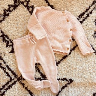 ザラキッズ(ZARA KIDS)のzara mini  baby ニット　セットアップ(ニット/セーター)