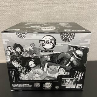 バンダイ(BANDAI)の鬼滅の刃　ウエハース2  カード付き　送料無料(菓子/デザート)