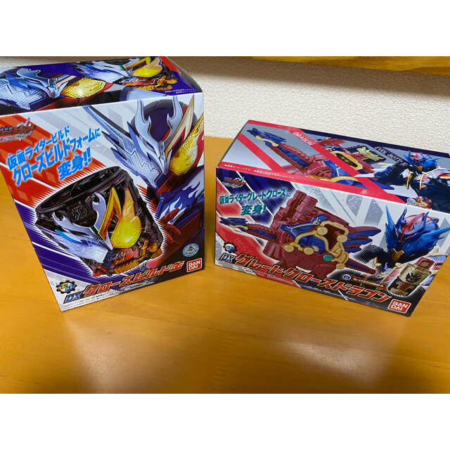 BANDAI(バンダイ)のクローズビルド缶&グレートクローズドラゴン エンタメ/ホビーのフィギュア(特撮)の商品写真