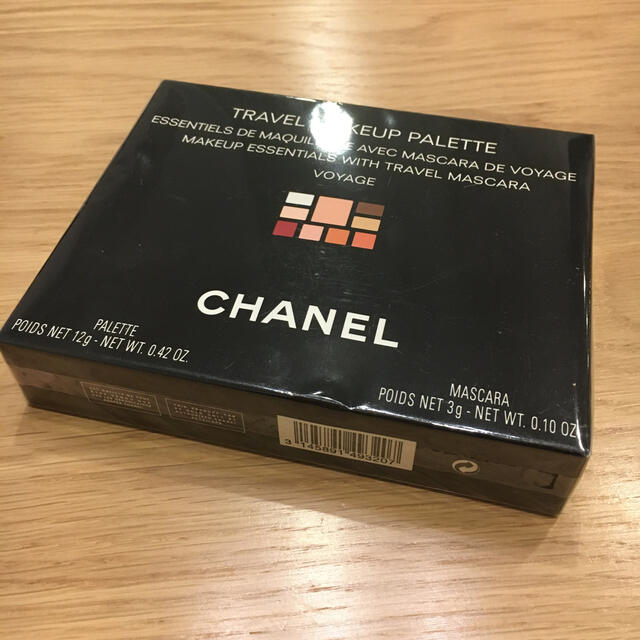 【新品未開封】CHANEL TLAVEL MAKEUP PALETTE