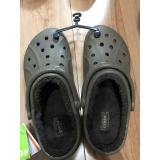 クロックス(crocs)のクロックス　ファーサンダル　新品(サンダル)