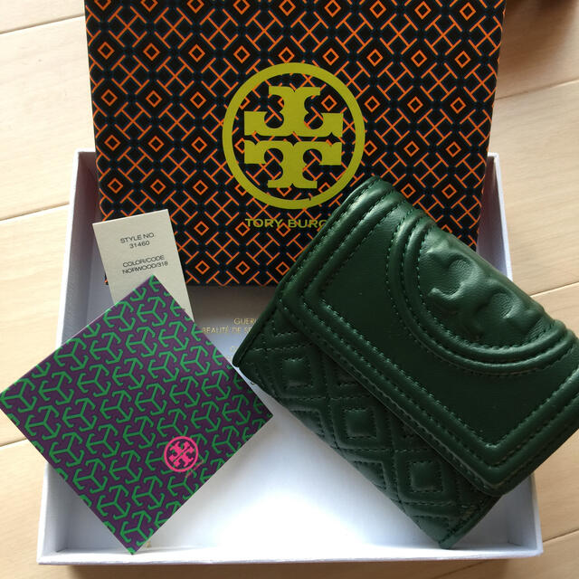 トリーバーチ 三つ折り財布 - library.iainponorogo.ac.id