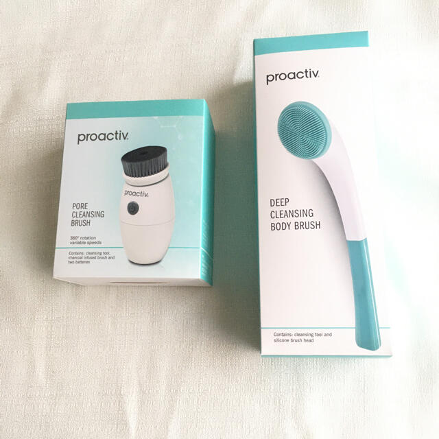 proactiv(プロアクティブ)の※お値下げしました※新品/未使用　プロアクティブ　ブラシ2点セット　 スマホ/家電/カメラの美容/健康(フェイスケア/美顔器)の商品写真