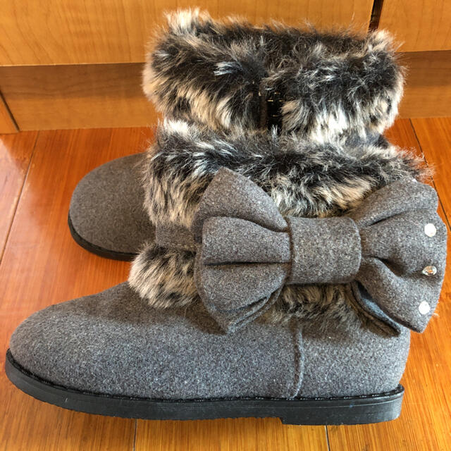 大きめリボンがかわいい ショートブーツ ムートンブーツ 19センチの通販 By j S Shop ラクマ 大きめリボンがかわいい ショートブーツ ムートンブーツ 19センチの通販 By j S Shop ラクマ