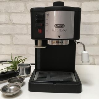 デロンギ(DeLonghi)のデロンギ　コーヒーメーカー(エスプレッソマシン)