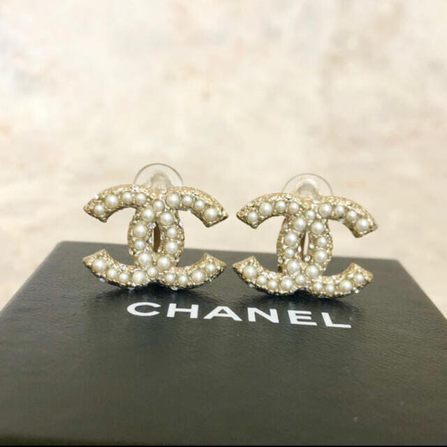 CHANEL イヤリングイヤリング