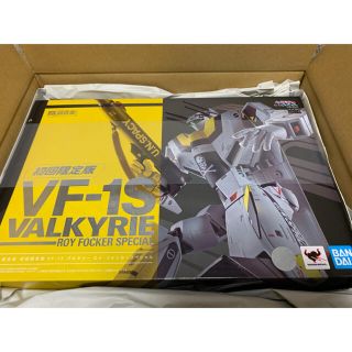 バンダイ(BANDAI)のDX超合金 初回限定版VF-1S バルキリー ロイ・フォッカースペシャル(アニメ/ゲーム)