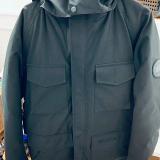 カナダグース(CANADA GOOSE)のCANADA GOOSE ブラックダウン正規品(ダウンジャケット)