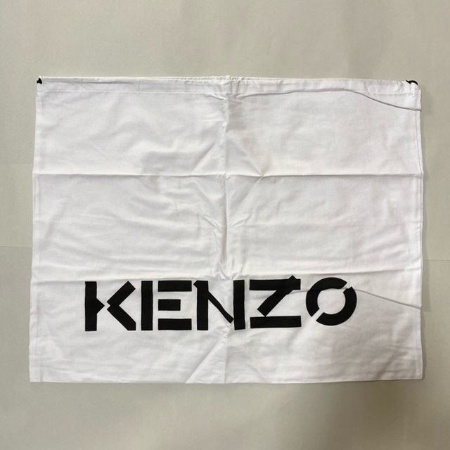 KENZO(ケンゾー)の新品未使用！送料込み★KENZO★ロゴ タイガー バックパック メンズのバッグ(バッグパック/リュック)の商品写真