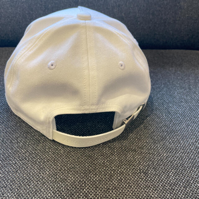 ARMANI EXCHANGE(アルマーニエクスチェンジ)のアルマーニエクスチェンジ 白 定番ロゴ キャップ CAP 帽子 メンズの帽子(キャップ)の商品写真