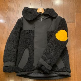 オフホワイト(OFF-WHITE)の即完売モデル　MONCLER OFF WHITE trebeurden(ダウンジャケット)