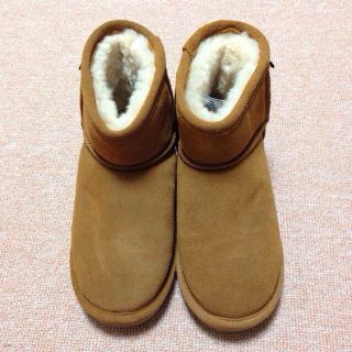 【お取り置き中】BEARPAW(ブーツ)