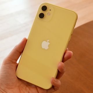 iPhone - 美品| iPhone11 イエロー 64GB SIMフリーの通販 by art