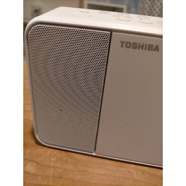 東芝(トウシバ)のTOSHIBA CD ラジオ TY-C250 スマホ/家電/カメラのオーディオ機器(ポータブルプレーヤー)の商品写真