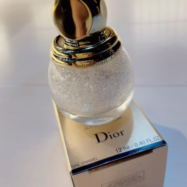 Christian Dior(クリスチャンディオール)のディオール　トップコート　限定品 コスメ/美容のネイル(ネイルトップコート/ベースコート)の商品写真