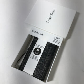 カルバンクライン(Calvin Klein)の直営店購入 新品カルバンクライン 高級牛革11000円 6連キーケース(キーケース)