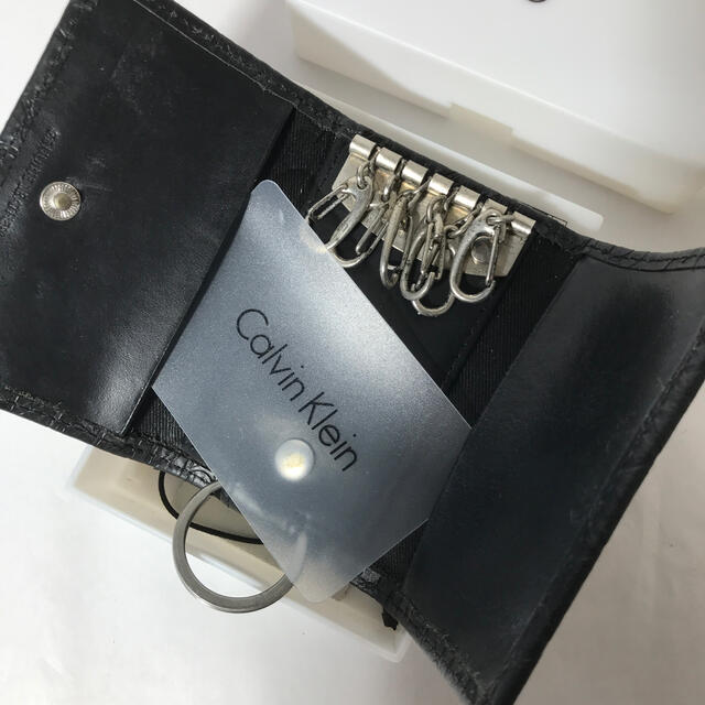 Calvin Klein(カルバンクライン)の直営店購入 新品カルバンクライン 高級牛革11000円 6連キーケース メンズのファッション小物(キーケース)の商品写真