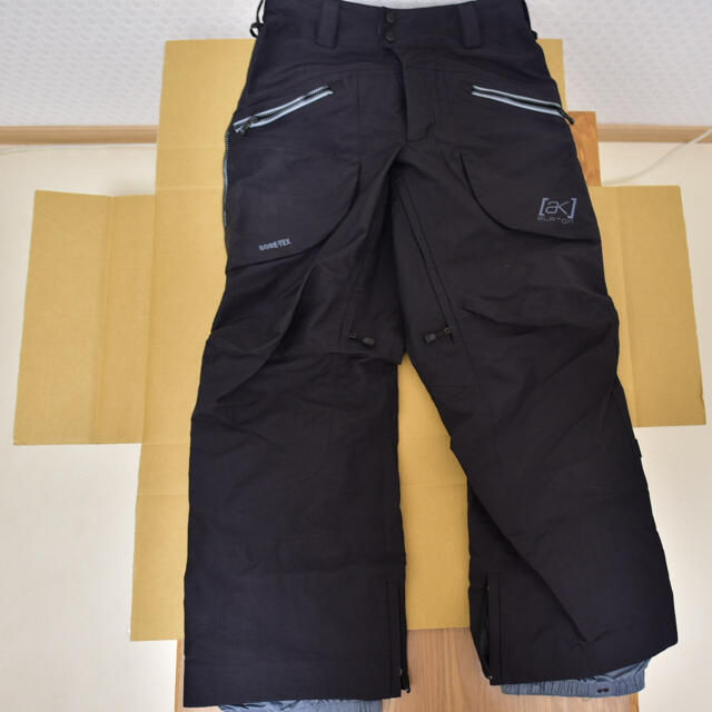 BURTON(バートン)のburton ak 3L Hover Pant ゴアテックス ブラック M スポーツ/アウトドアのスノーボード(ウエア/装備)の商品写真