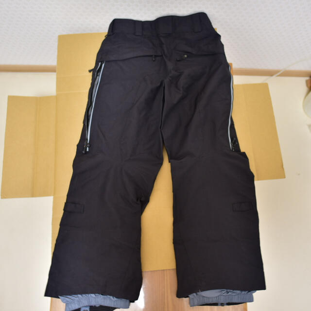 BURTON(バートン)のburton ak 3L Hover Pant ゴアテックス ブラック M スポーツ/アウトドアのスノーボード(ウエア/装備)の商品写真