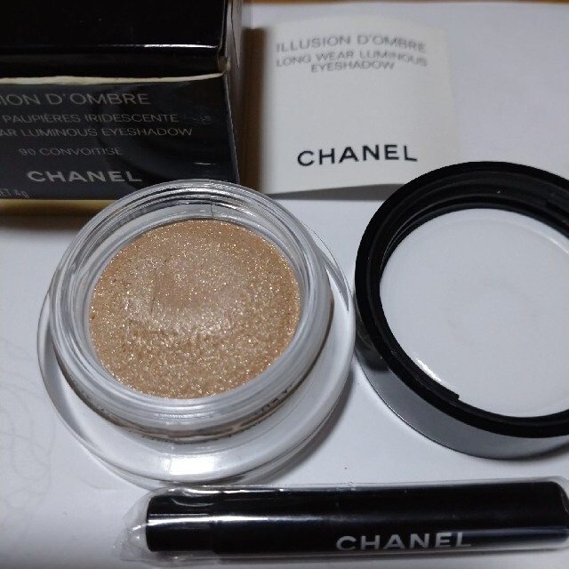 CHANEL(シャネル)のイリュージョンドンブル90 アイシャドウ コスメ/美容のベースメイク/化粧品(アイシャドウ)の商品写真