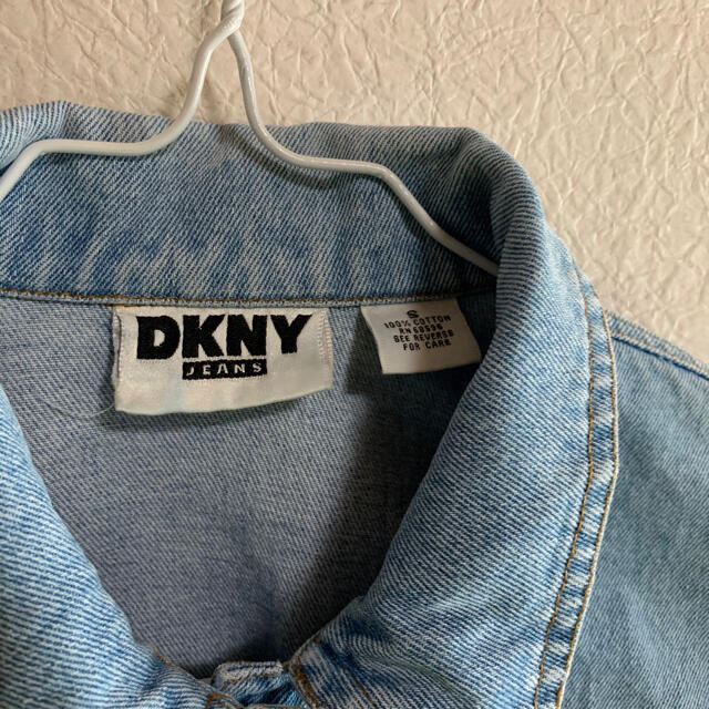 DKNY(ダナキャランニューヨーク)のダナキャランニューヨーク　Gジャン　S   ショート寸　ハワイ レディースのジャケット/アウター(Gジャン/デニムジャケット)の商品写真