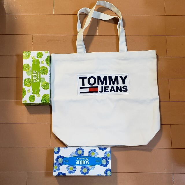 TOMMY(トミー)のTOMMYJEANSノベルティバッグ レディースのバッグ(トートバッグ)の商品写真