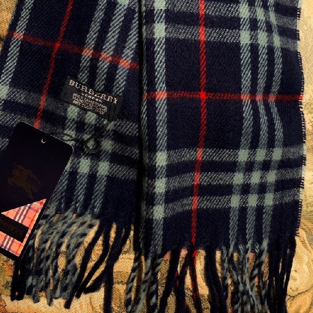 BURBERRY(バーバリー)のBurberryマフラー レディースのファッション小物(マフラー/ショール)の商品写真