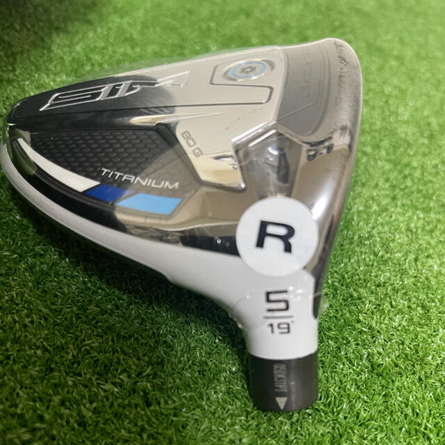 TaylorMade(テーラーメイド)の日本仕様 テーラーメイド SIM FW 5W 19度 ヘッド単品 ヘッドカバー付 スポーツ/アウトドアのゴルフ(クラブ)の商品写真