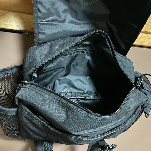 Supreme(シュプリーム)のWaist Bag SUPREME メンズのバッグ(ウエストポーチ)の商品写真