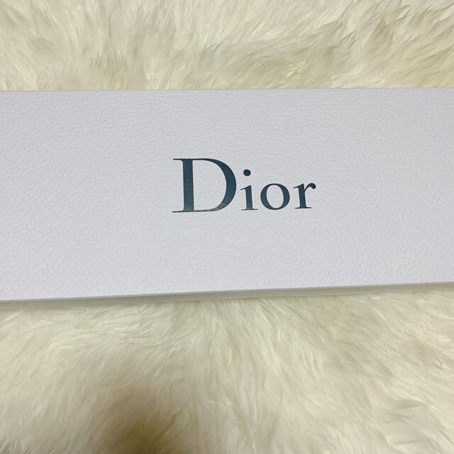 Dior(ディオール)のDior 扇子 香水 ノベルティ エンタメ/ホビーのコレクション(ノベルティグッズ)の商品写真