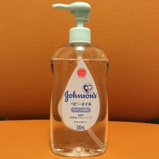 ジョンソン(Johnson's)のジョンソンエンドジョンソン ベビーオイル300ml(ベビーローション)