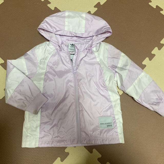 adidas(アディダス)のadidasオリジナルKIDS キッズ/ベビー/マタニティのキッズ服女の子用(90cm~)(ジャケット/上着)の商品写真