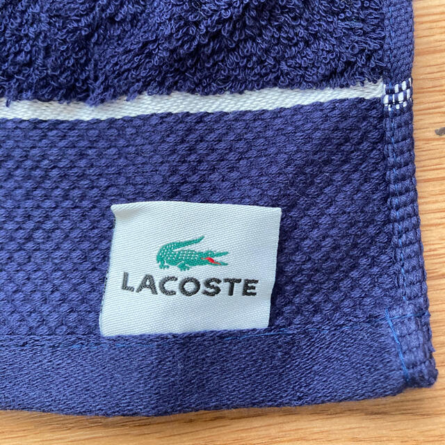 LACOSTE(ラコステ)の新品未使用❗️ LACOSTE タオル インテリア/住まい/日用品の日用品/生活雑貨/旅行(タオル/バス用品)の商品写真