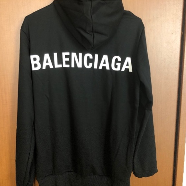 いてあるの Balenciaga - balenciaga バレンシアガ フーディ パーカー トレーナーの通販 by ︎ ｜バレンシアガなら