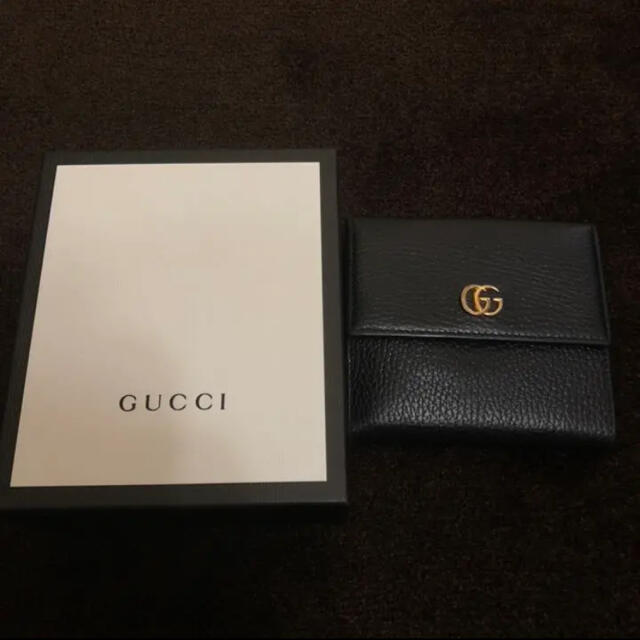 Gucci - グッチ 折りたたみ財布の通販 by みん's shop｜グッチならラクマ