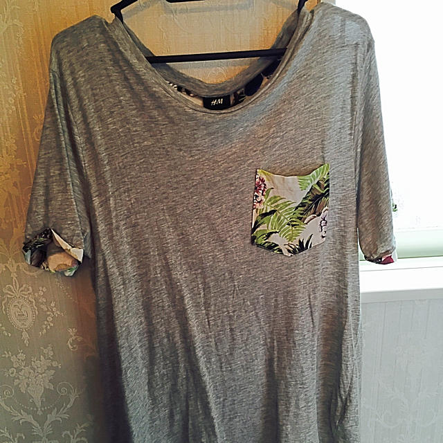 H&M(エイチアンドエム)のSALE‼️H&M Tシャツ メンズのトップス(Tシャツ/カットソー(半袖/袖なし))の商品写真