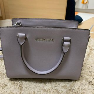 マイケルコース(Michael Kors)のマイケルコース　バッグ(ハンドバッグ)