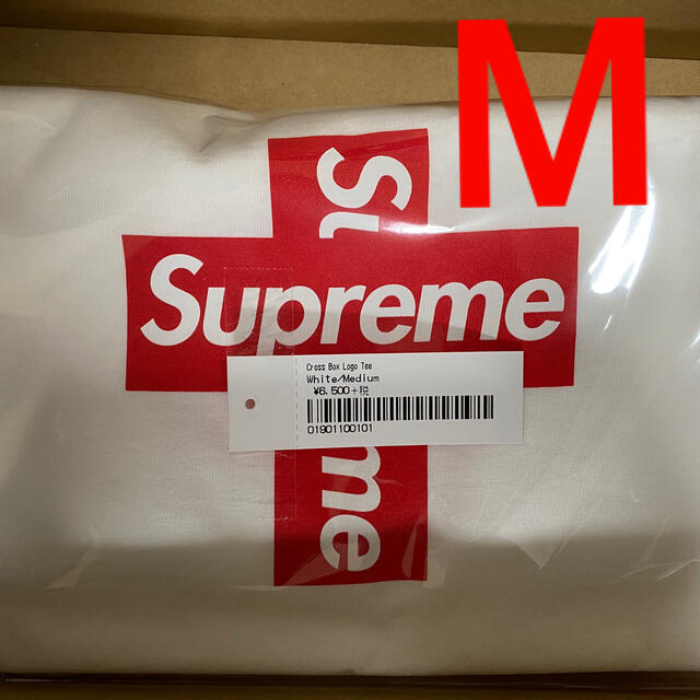 Supreme(シュプリーム)のMサイズ Supreme Cross Box Logo Tee White  メンズのトップス(Tシャツ/カットソー(半袖/袖なし))の商品写真