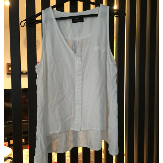 EGOIST(エゴイスト)のAラインタンクシャツ EGOIST レディースのトップス(シャツ/ブラウス(半袖/袖なし))の商品写真