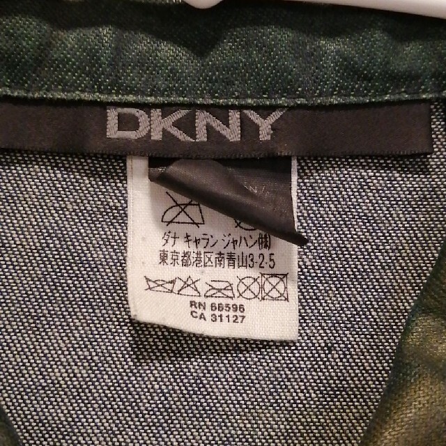 DKNY(ダナキャランニューヨーク)のDKNY コーティングデニムジャケット ゴールド M ダナキャラン メンズのジャケット/アウター(Gジャン/デニムジャケット)の商品写真