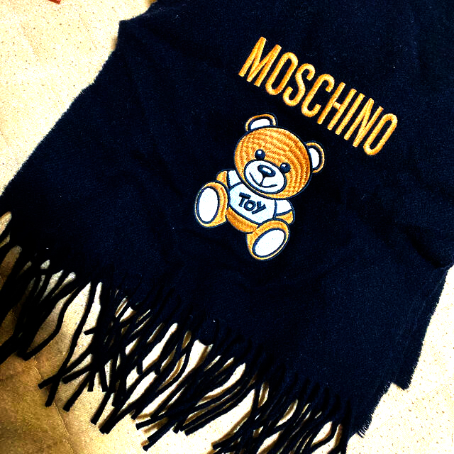 MOSCHINO(モスキーノ)のモスキーノ　マフラー　 レディースのファッション小物(マフラー/ショール)の商品写真