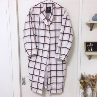 ダブルクローゼット(w closet)の【美品】w closet コート　ピンク(ロングコート)