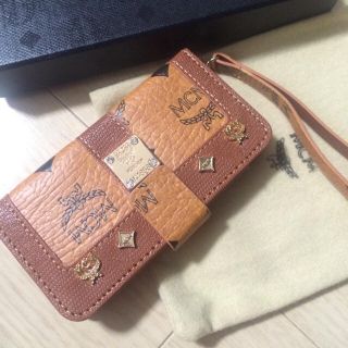 エムシーエム(MCM)のMCM 6.6s専用カバー(iPhoneケース)