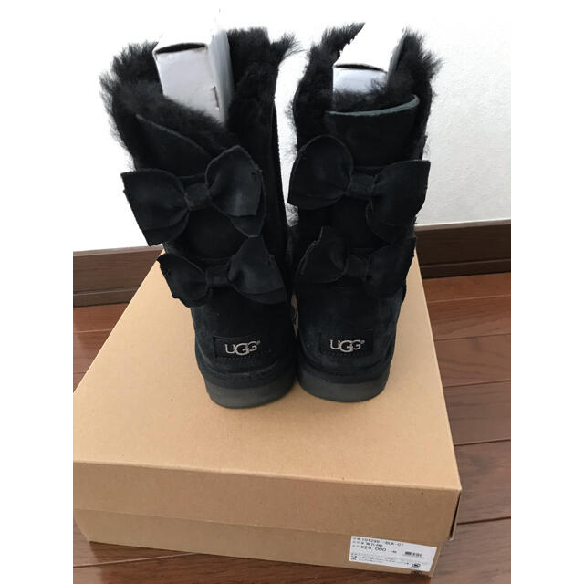 UGG ムートンブーツ　後ろリボン　サイズ 24 美品