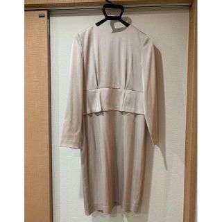 ユナイテッドアローズ(UNITED ARROWS)のるんば様　☆値下げ>ベージュピンクドレス　ユナイテッドアローズ　９号サイズ(ひざ丈ワンピース)