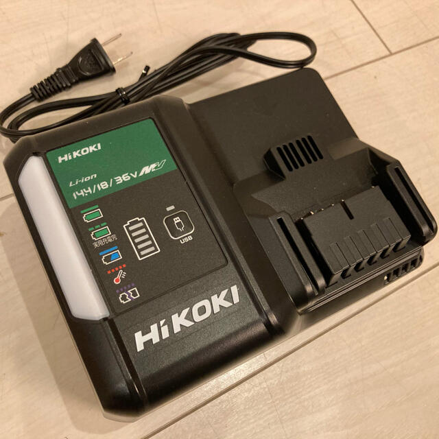 日立(ヒタチ)のHiKOKI［日立工機]　急速充電器UC18YDL2 14.4/18V/36V インテリア/住まい/日用品のインテリア/住まい/日用品 その他(その他)の商品写真