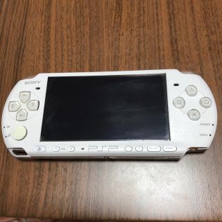 プレイステーションポータブル(PlayStation Portable)のPSP-3000 パールホワイト　(家庭用ゲーム機本体)